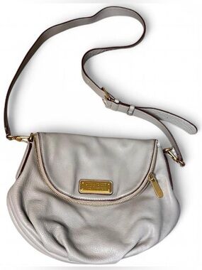 Marc‎ Jacobs Classic Q Natasha Cement Gray Medium Size Crossbody Handbag Purse